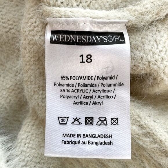 Asos Wednesday’s Girl  Cream Color Sweater in Fluffy Cable Knit. Size 18. NWT. - Picture 12 of 13